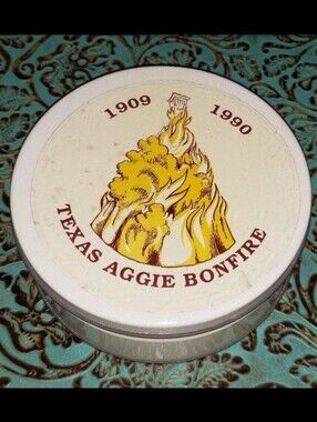 Vintage Texas A&M Commemorative Tin 1909-1990 Aggie Bonfire